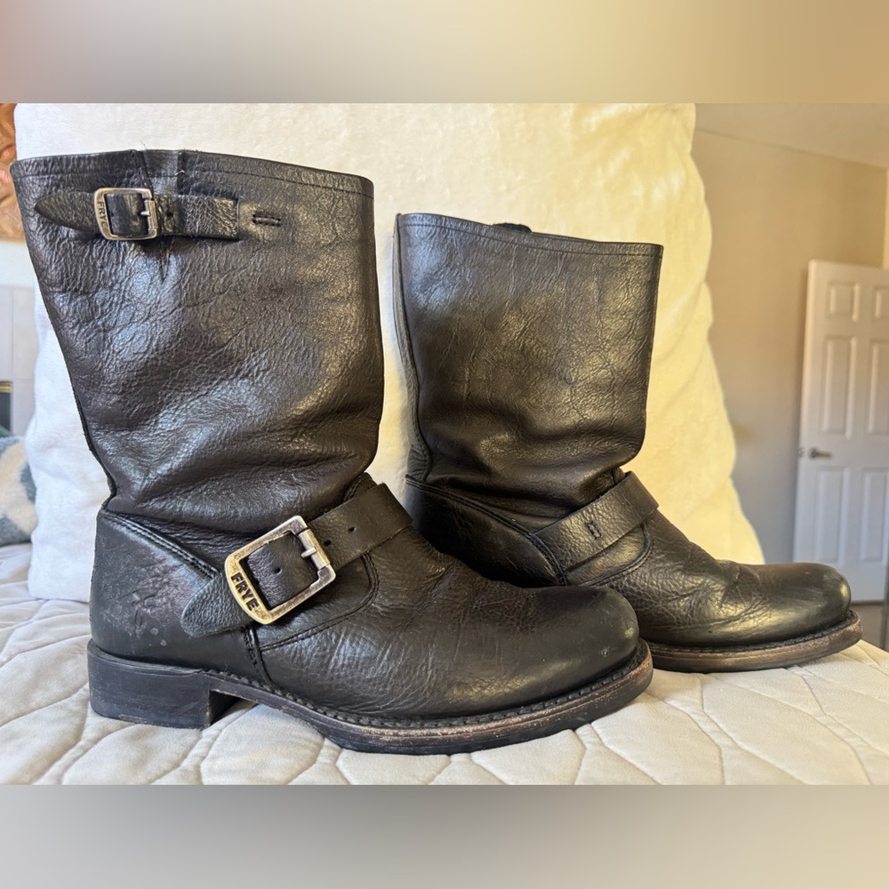 Frye Dark Brown Leather Verónica Short Boots